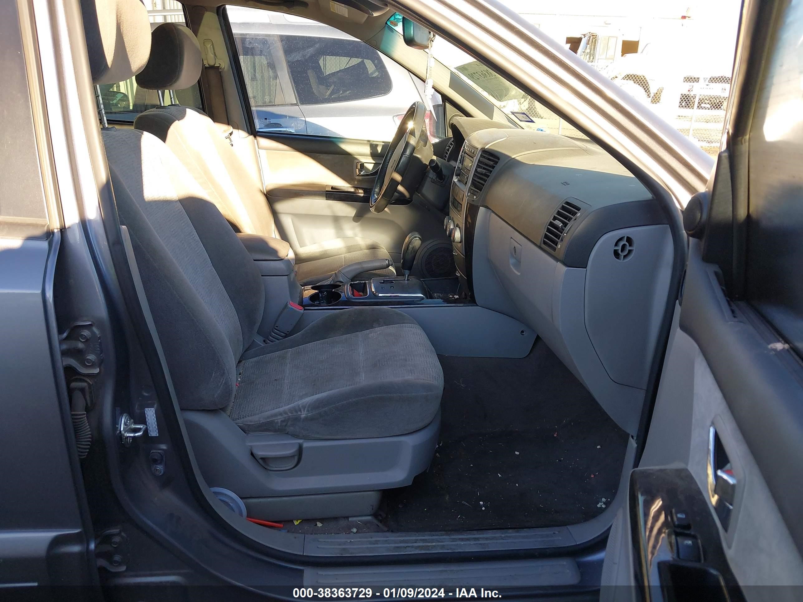 Photo 4 VIN: KNDJD736085761742 - KIA SORENTO 