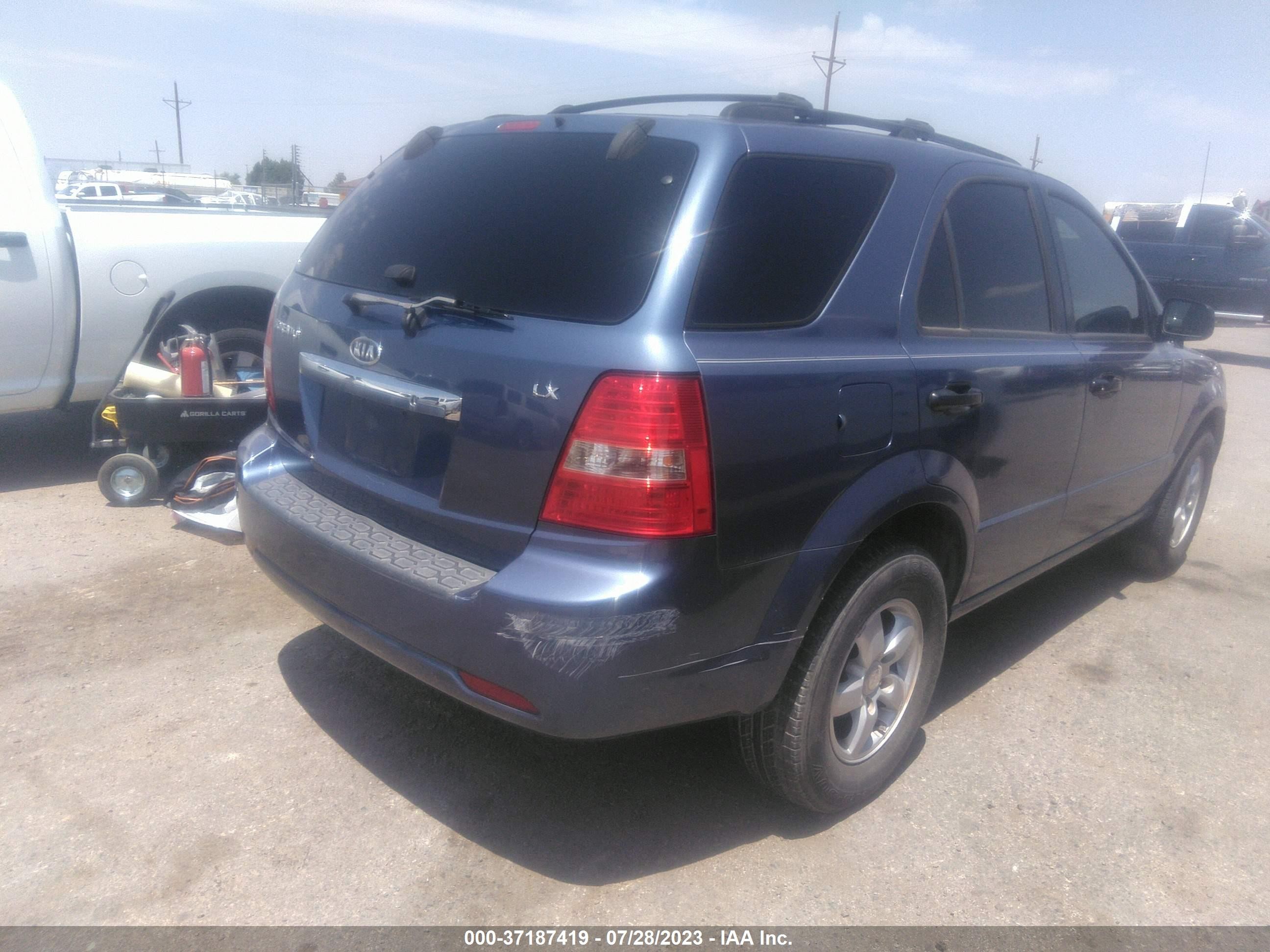 Photo 3 VIN: KNDJD736875670099 - KIA SORENTO 