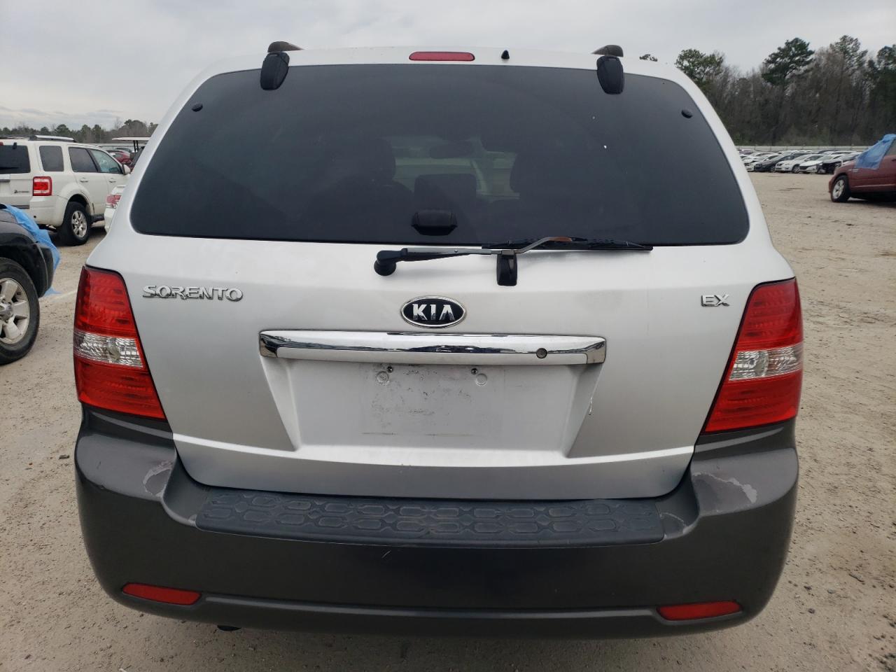 Photo 5 VIN: KNDJD736X85830467 - KIA SORENTO 