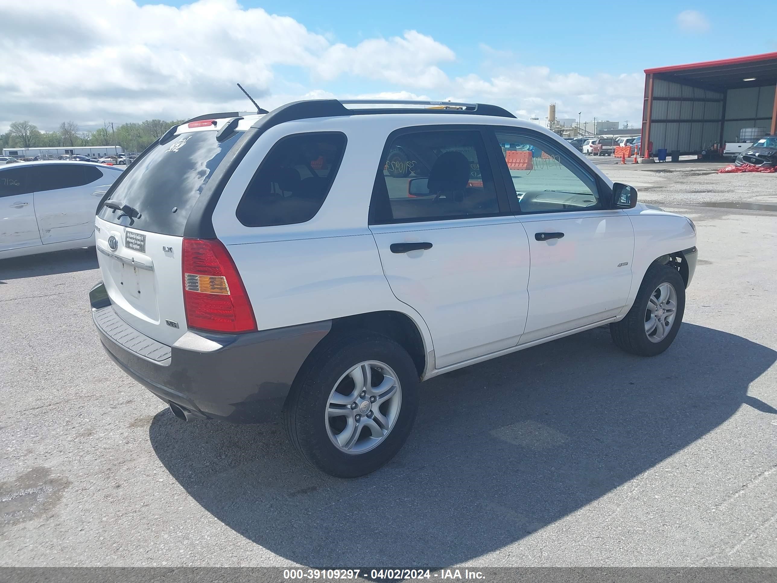 Photo 3 VIN: KNDJE723287465968 - KIA SPORTAGE 