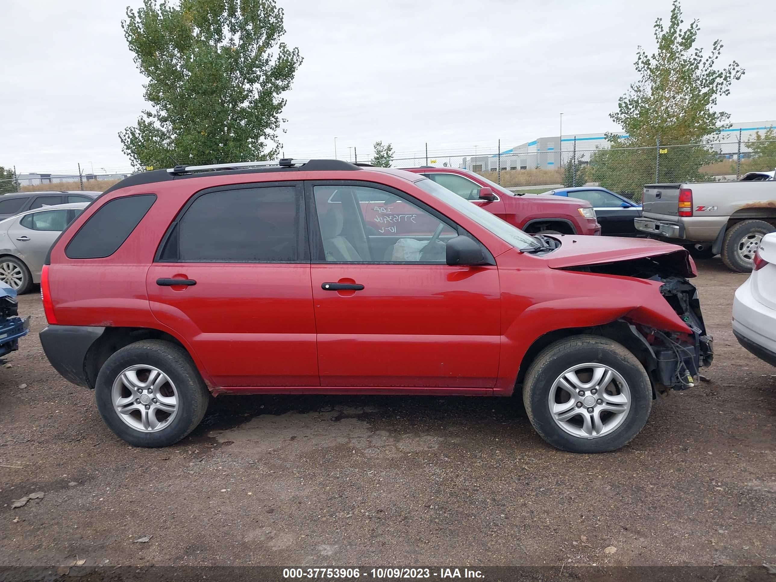 Photo 12 VIN: KNDJE723487531226 - KIA SPORTAGE 