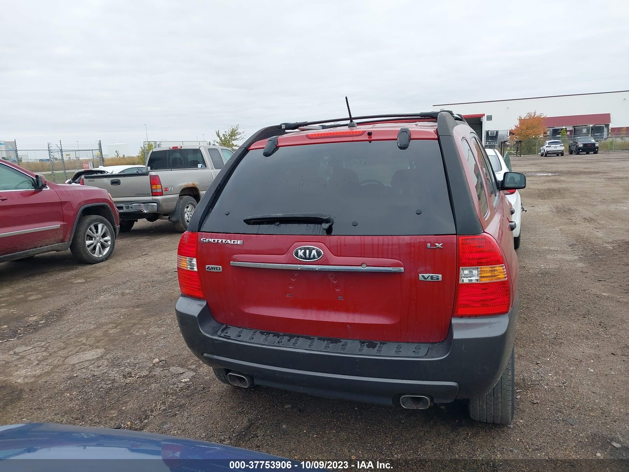 Photo 15 VIN: KNDJE723487531226 - KIA SPORTAGE 