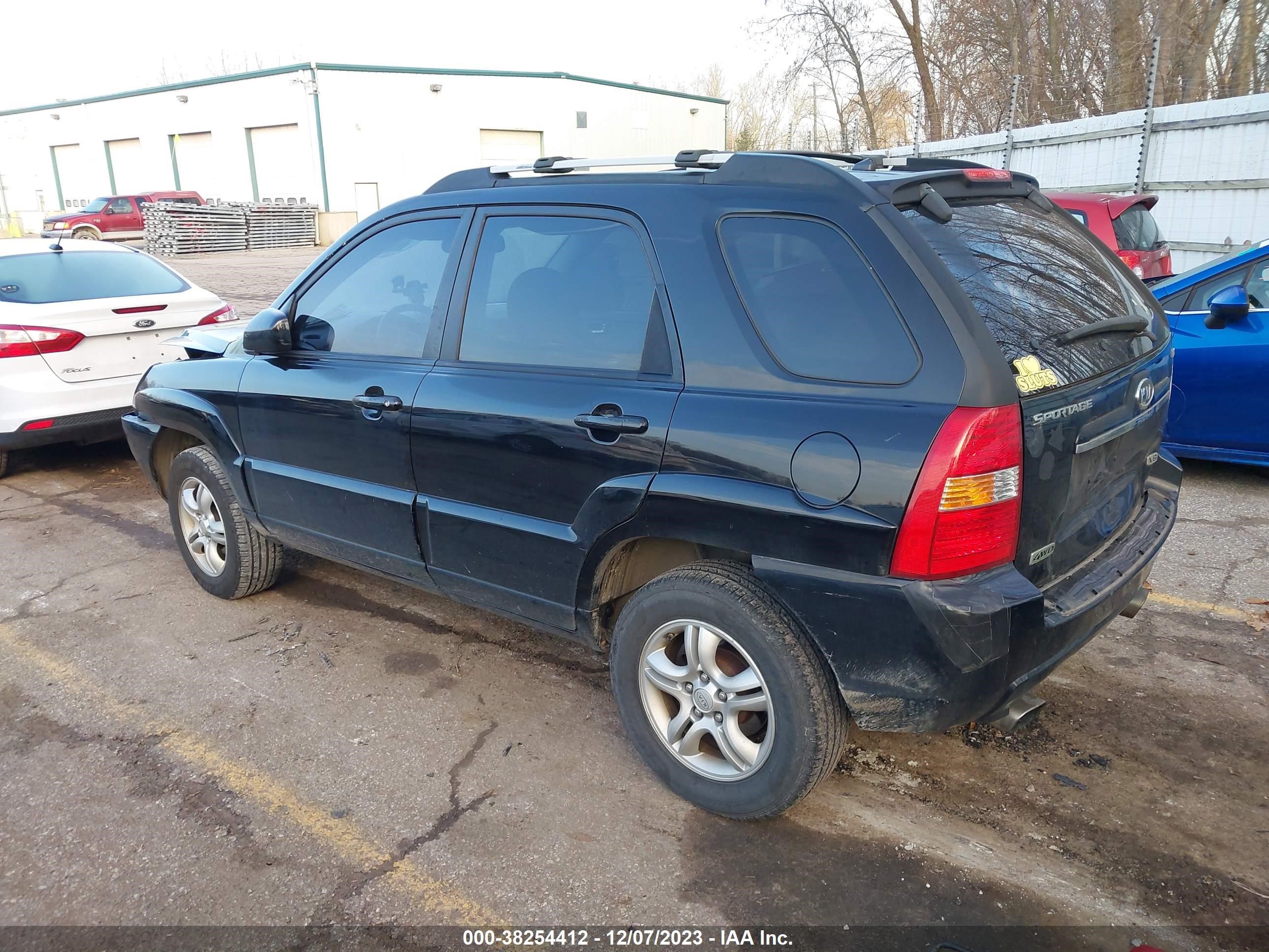 Photo 2 VIN: KNDJE723587524320 - KIA SPORTAGE 