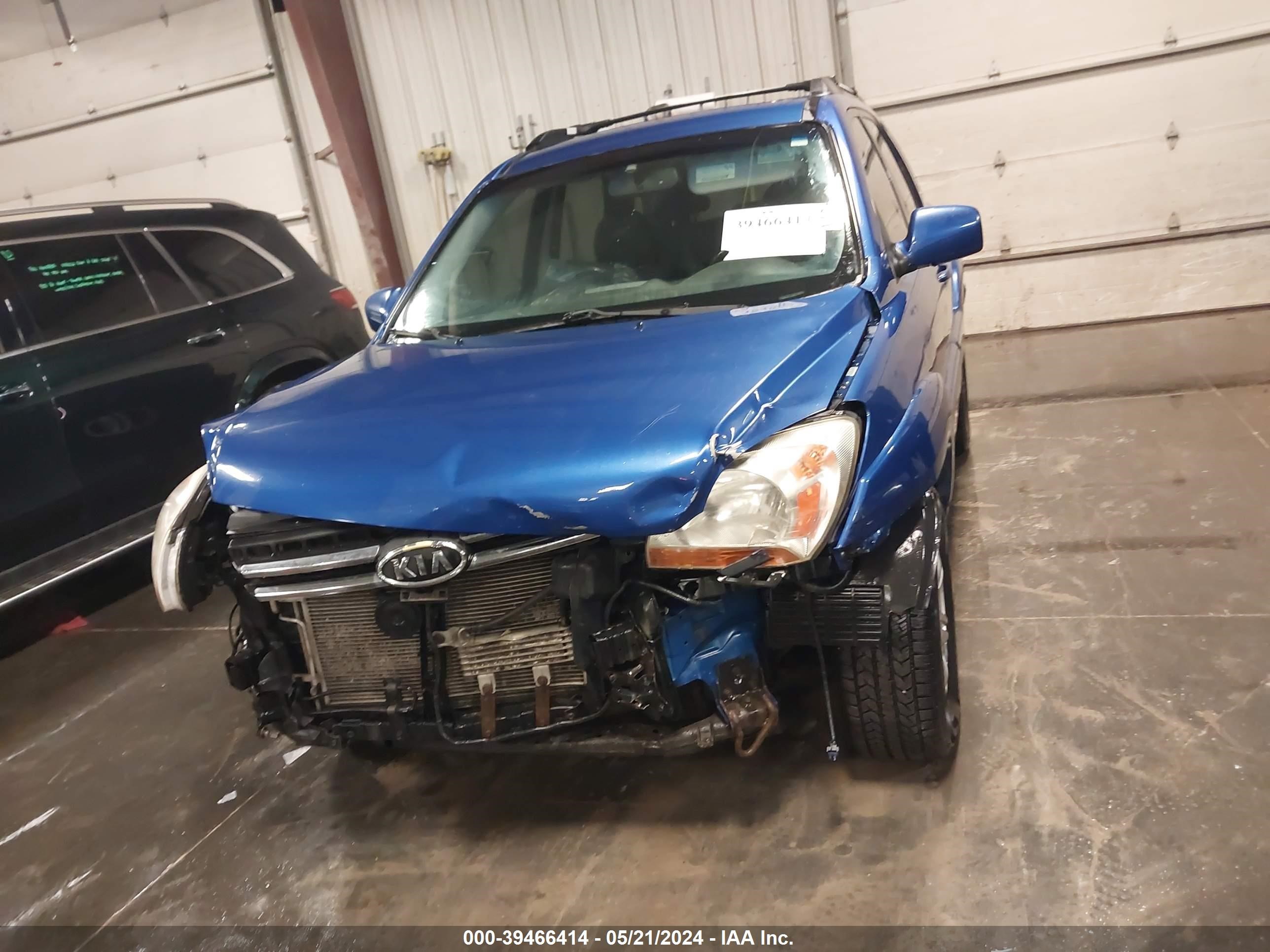 Photo 12 VIN: KNDJE723987487756 - KIA SPORTAGE 