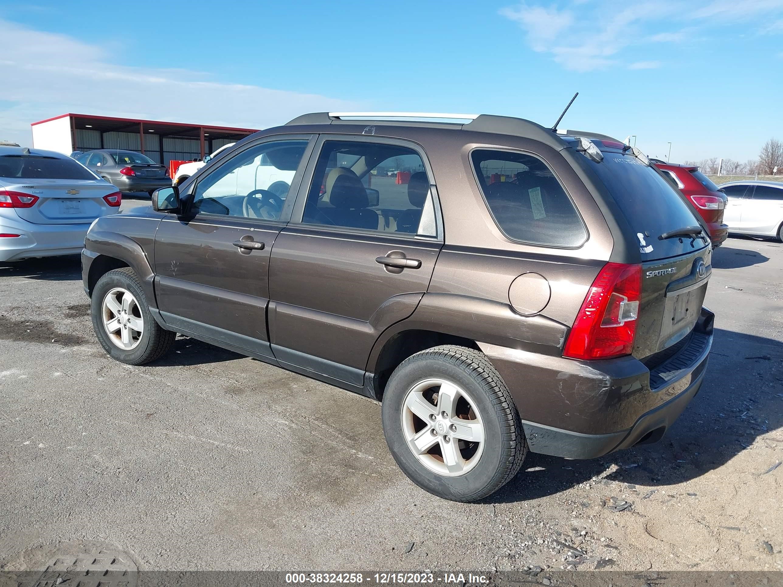 Photo 2 VIN: KNDJF723097638661 - KIA SPORTAGE 