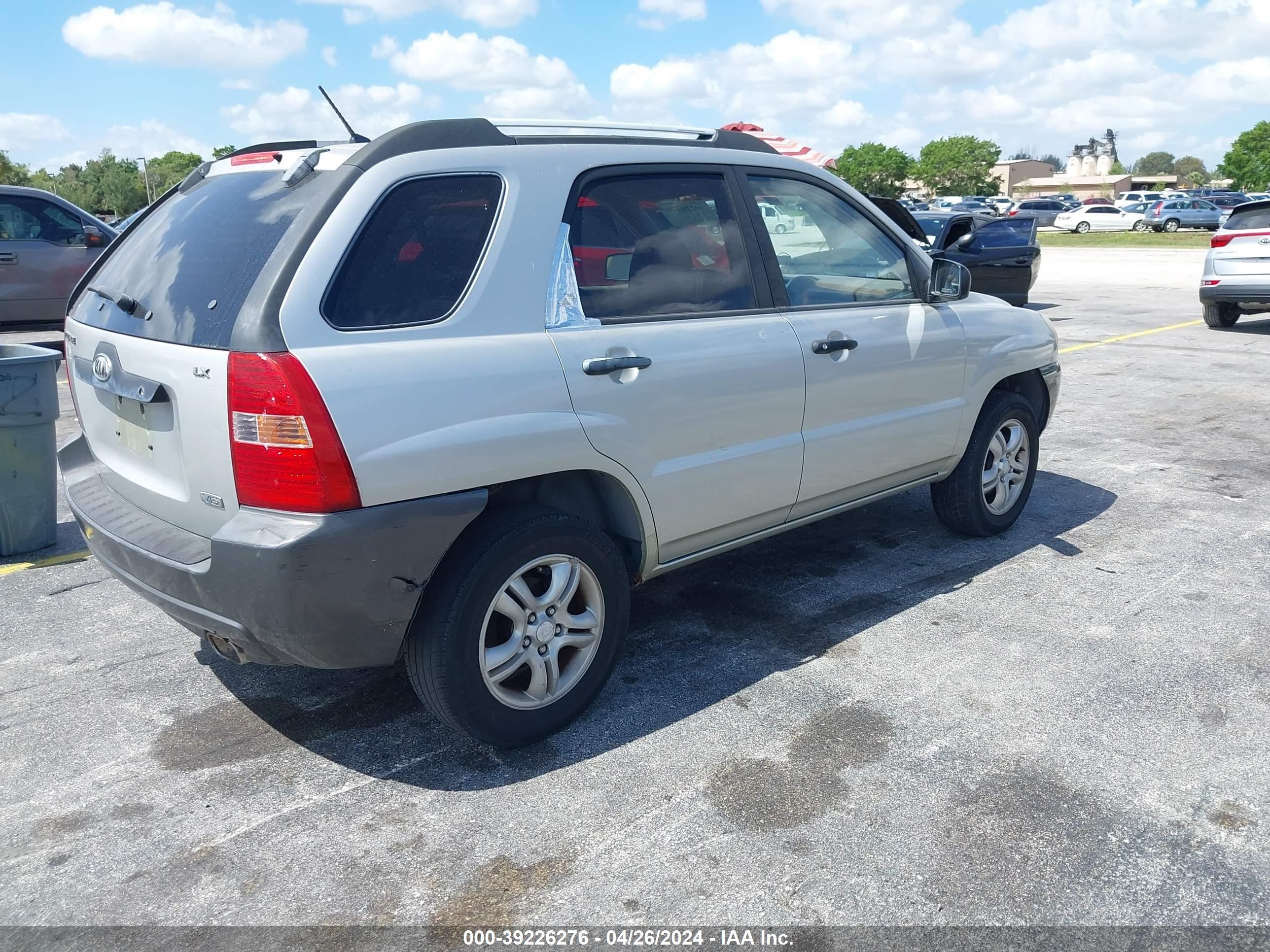 Photo 3 VIN: KNDJF723167261723 - KIA SPORTAGE 