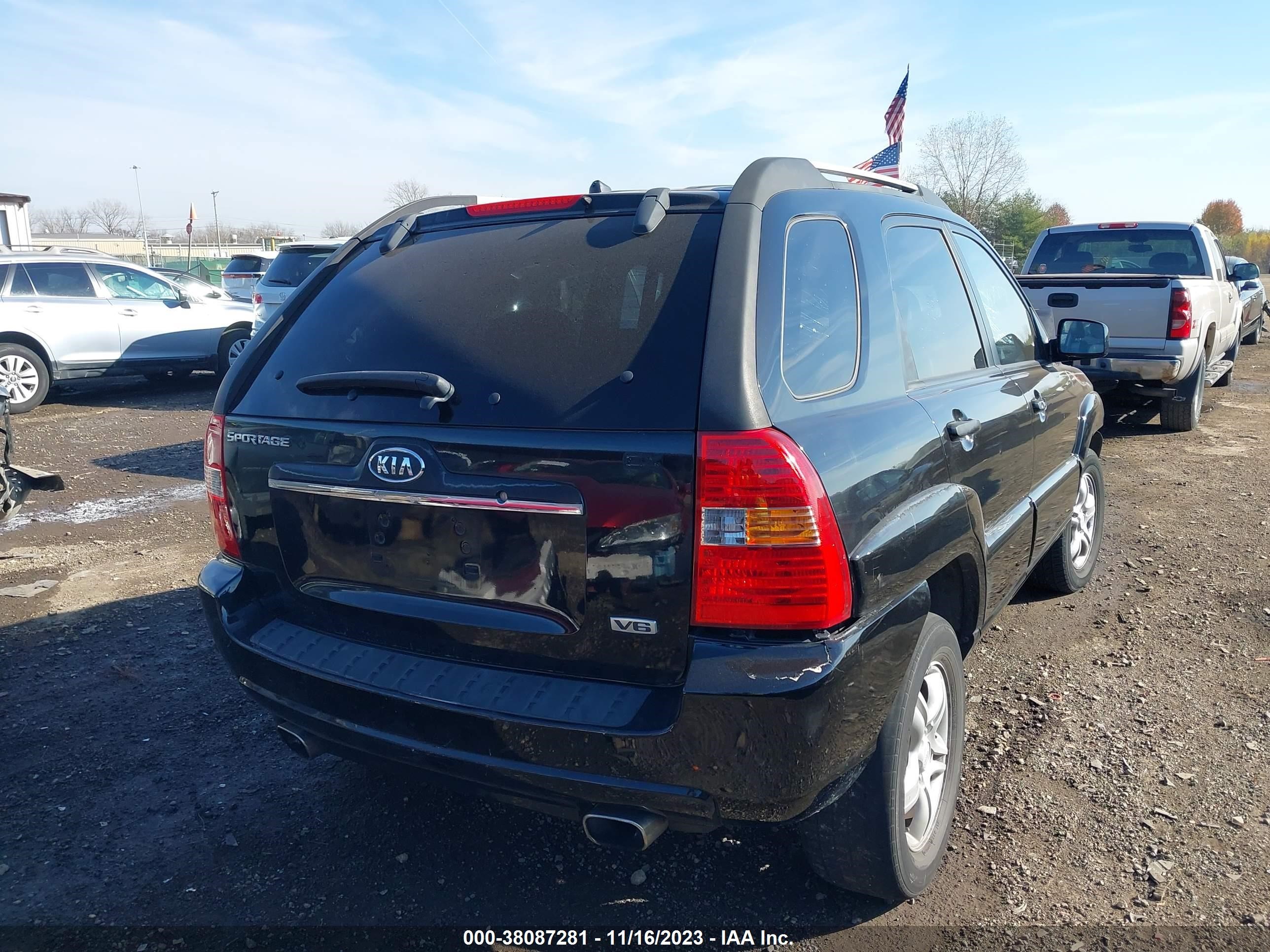 Photo 15 VIN: KNDJF723177333425 - KIA SPORTAGE 