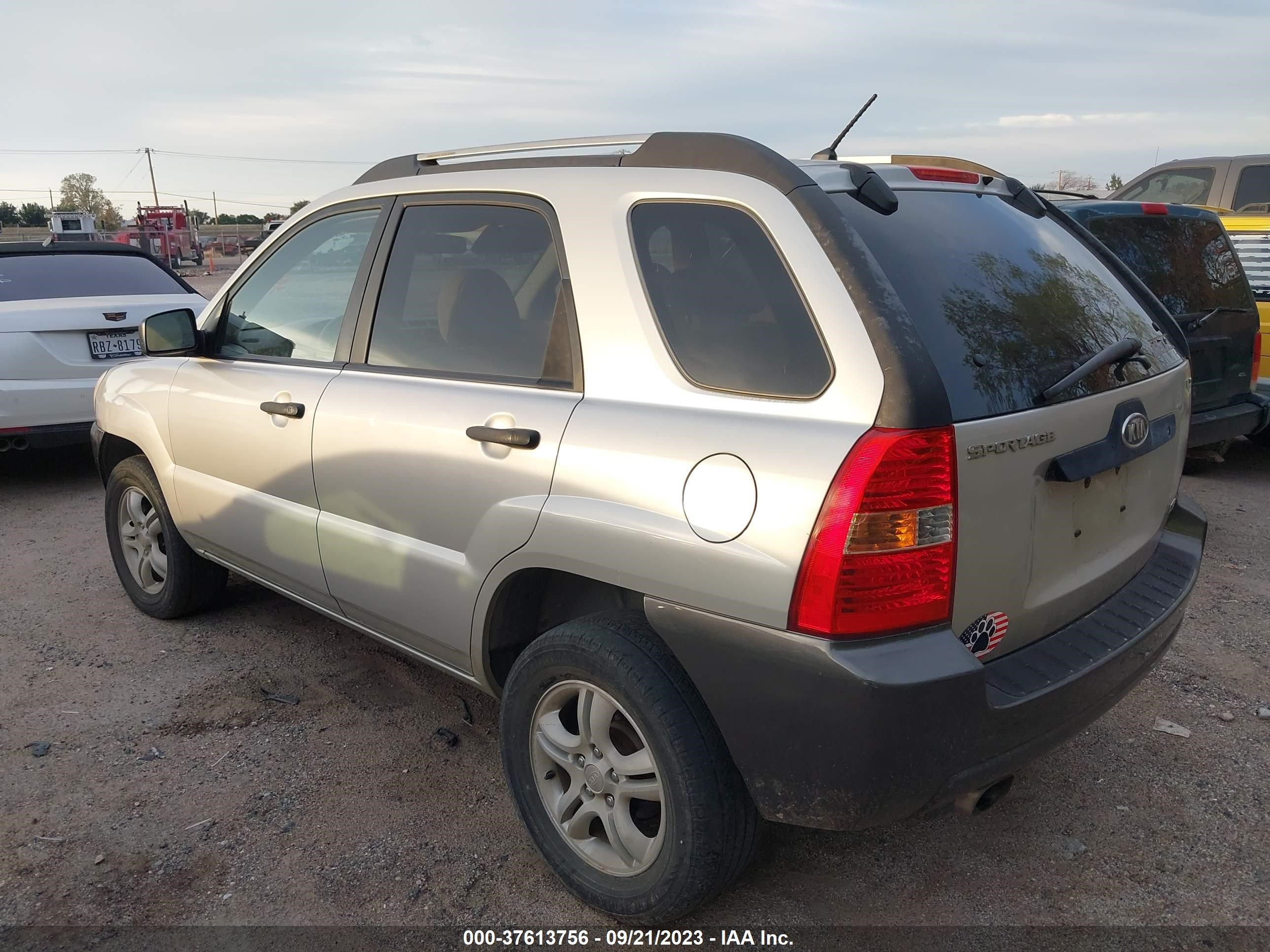 Photo 2 VIN: KNDJF723667204062 - KIA SPORTAGE 