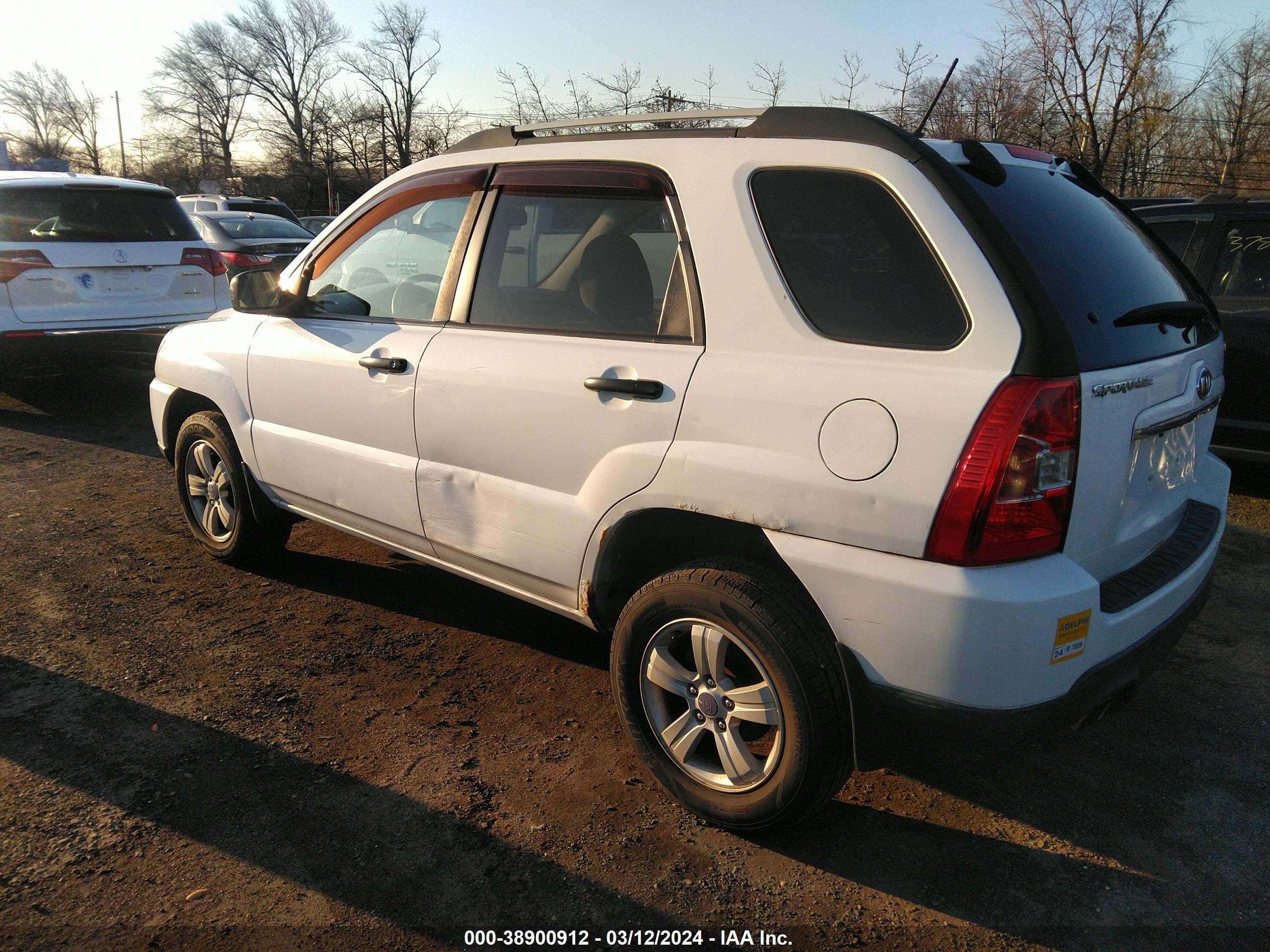 Photo 2 VIN: KNDJF724197626754 - KIA SPORTAGE 