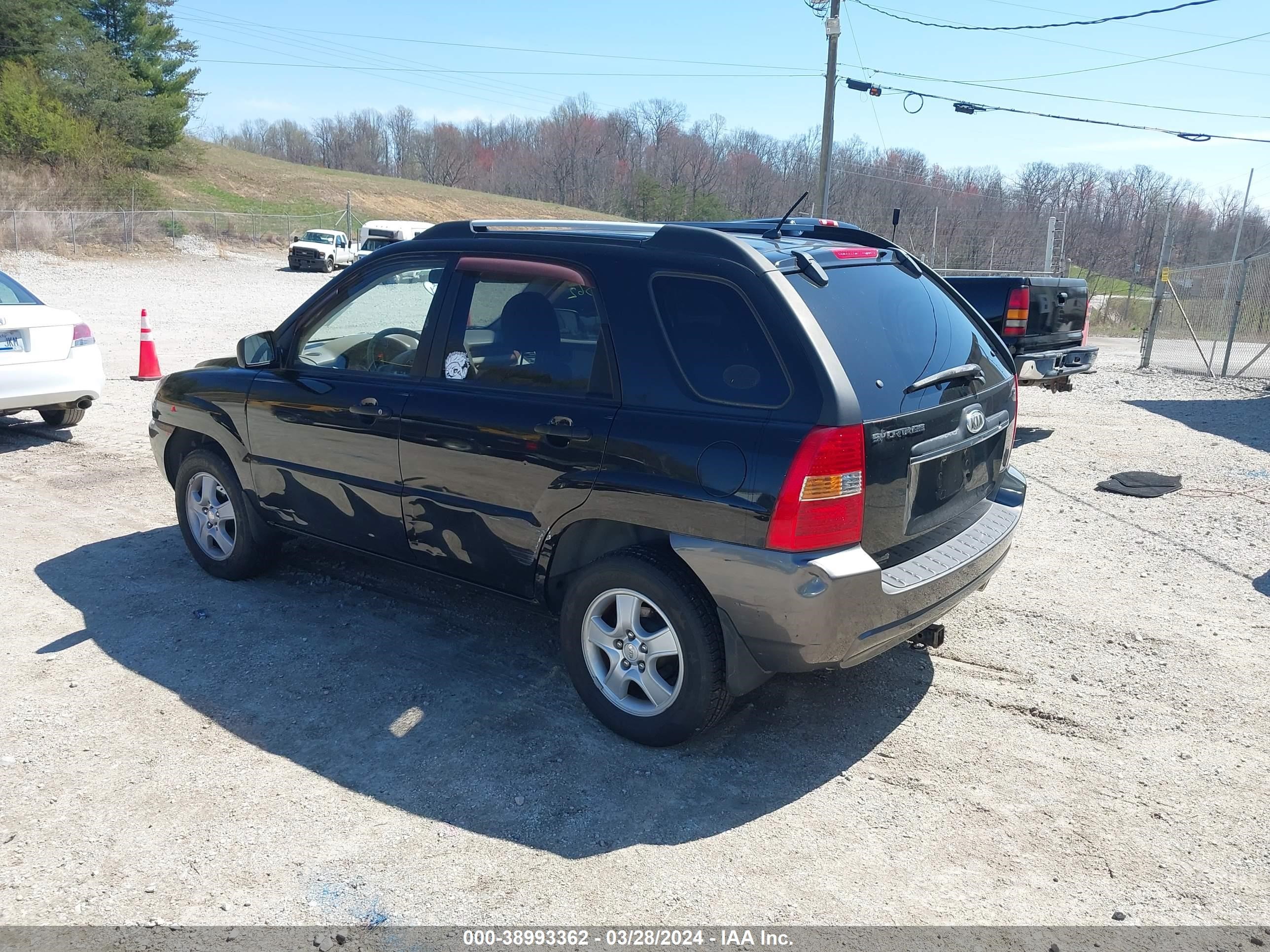 Photo 2 VIN: KNDJF724887527766 - KIA SPORTAGE 