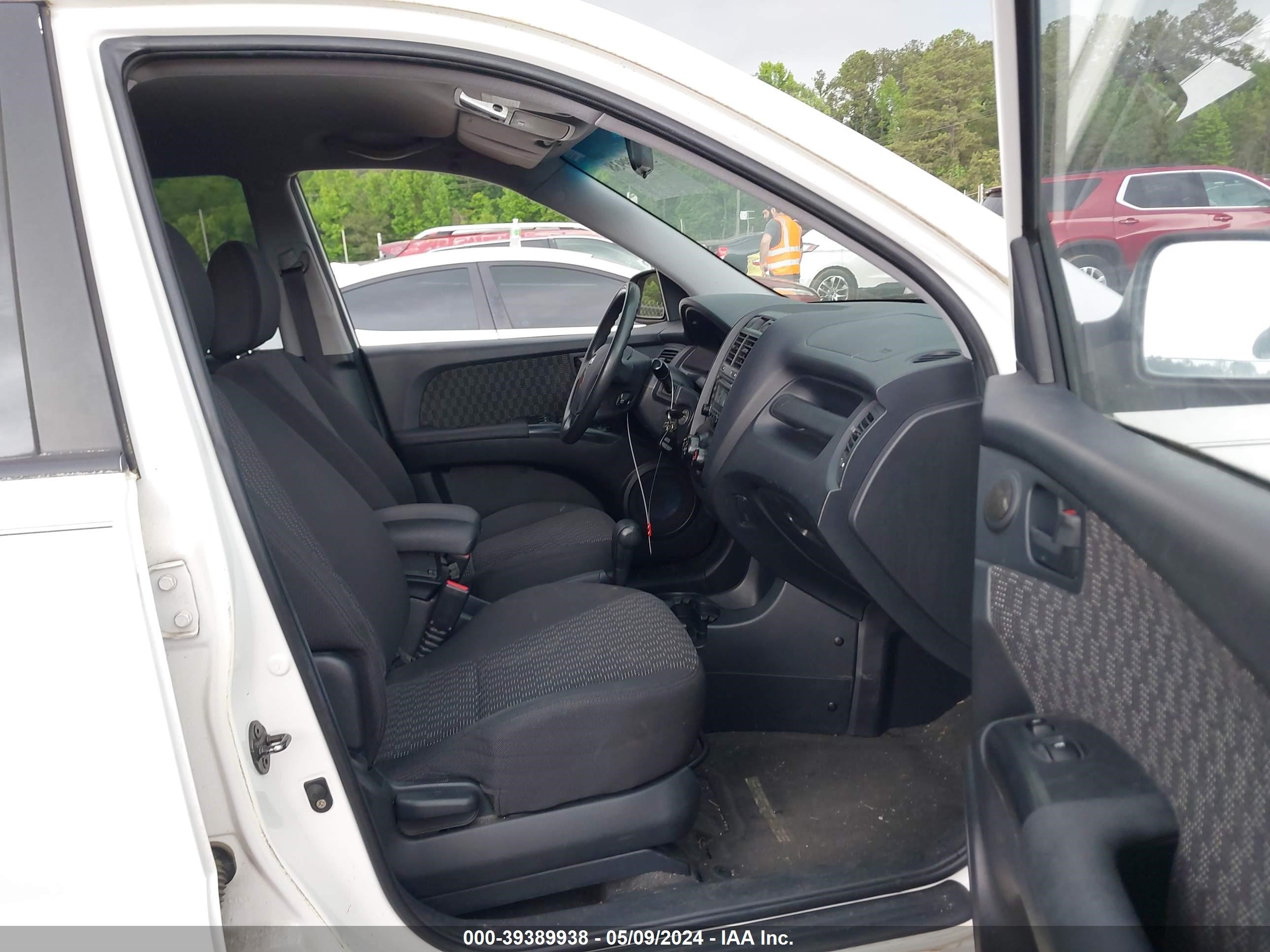 Photo 4 VIN: KNDJF724977412916 - KIA SPORTAGE 