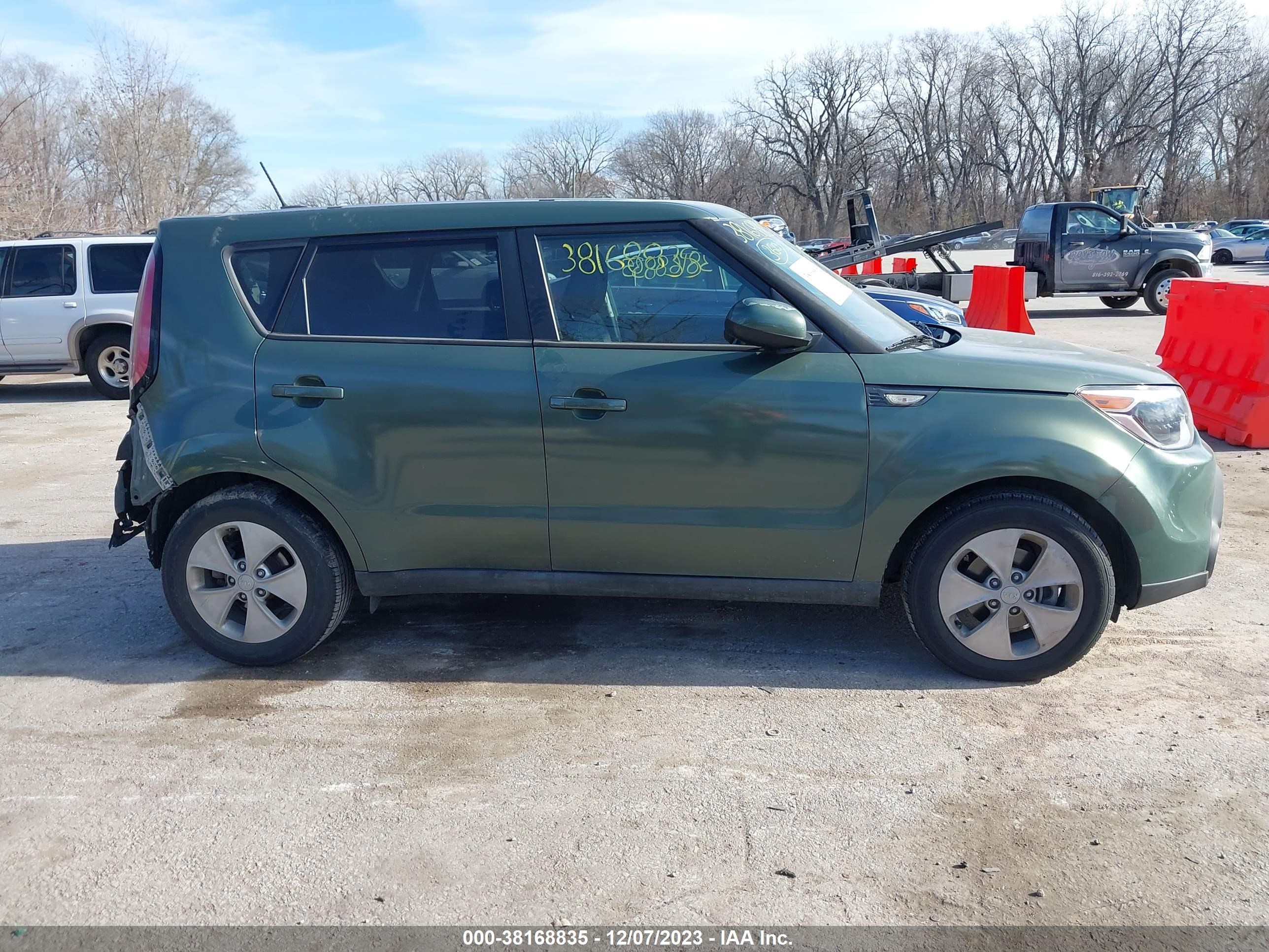 Photo 13 VIN: KNDJN2A20E7037663 - KIA SOUL 