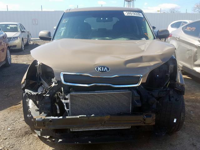 Photo 8 VIN: KNDJN2A20F7173244 - KIA SOUL 