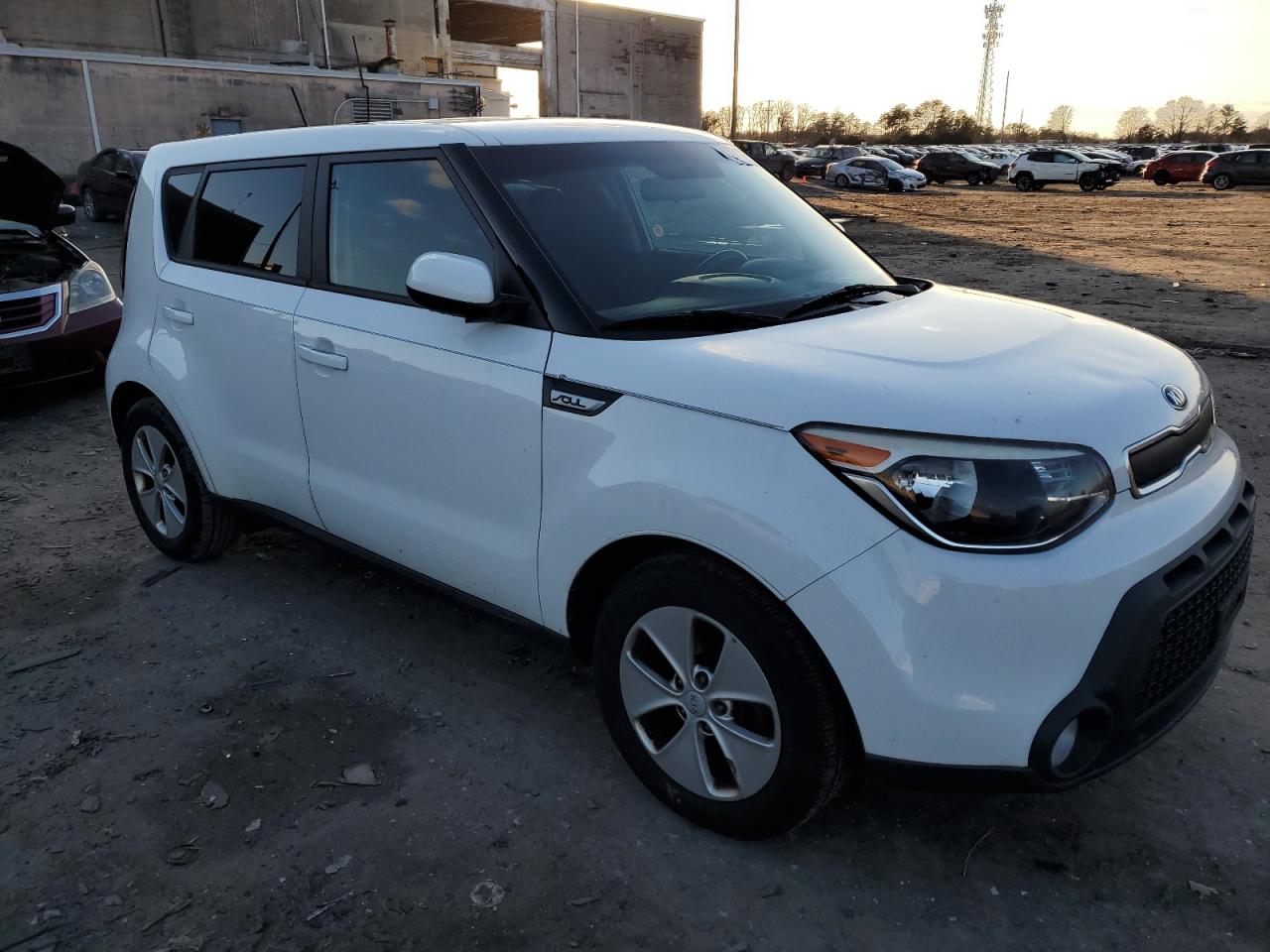 Photo 3 VIN: KNDJN2A20F7233846 - KIA SOUL 