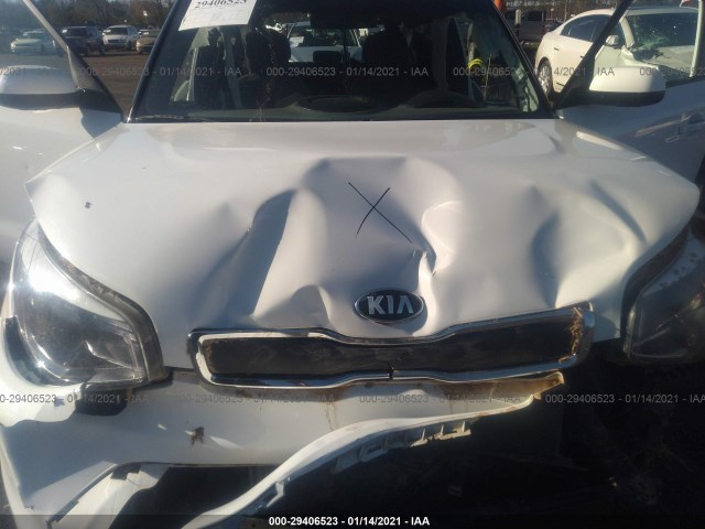 Photo 9 VIN: KNDJN2A20F7798064 - KIA SOUL 