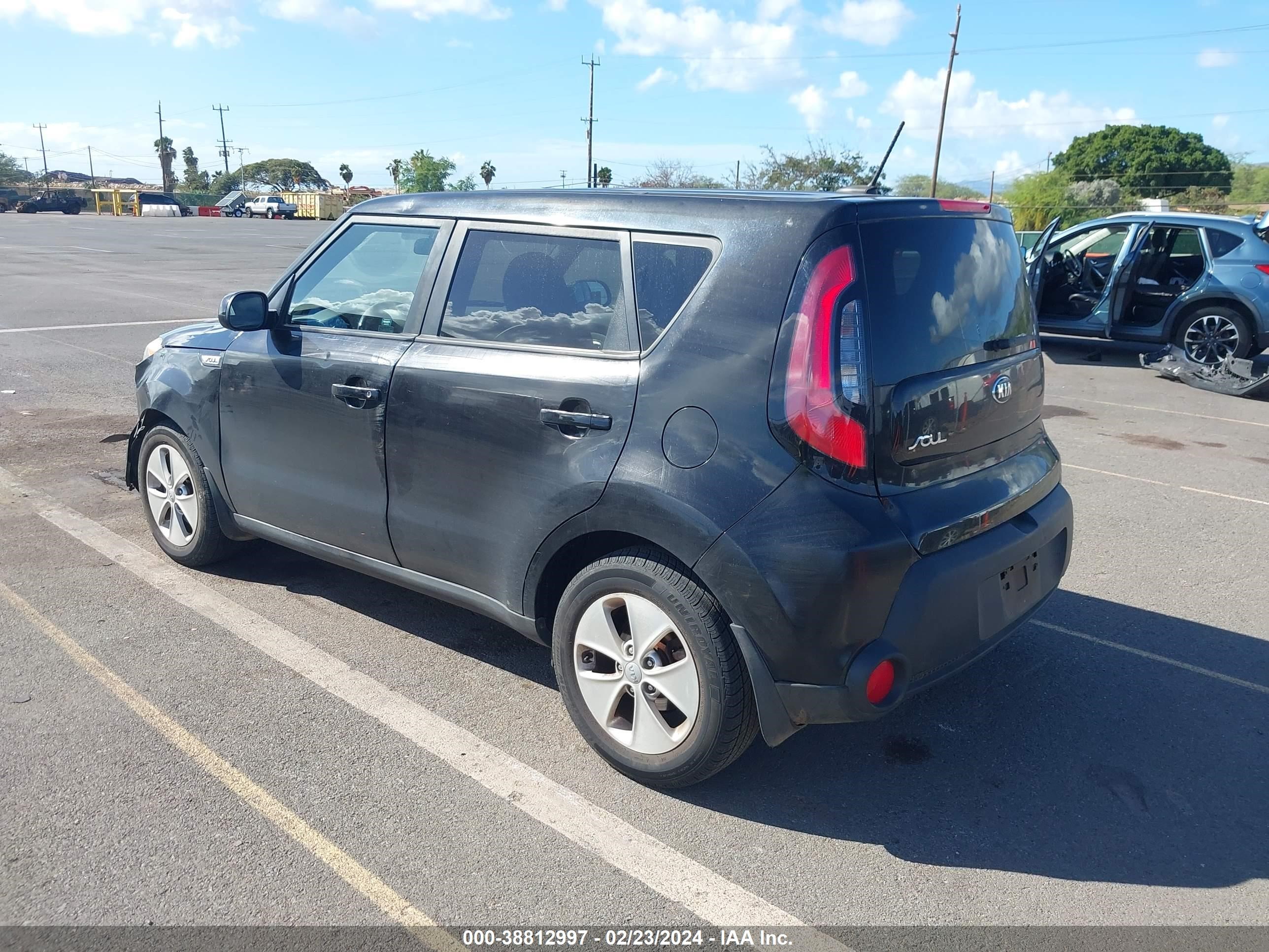 Photo 2 VIN: KNDJN2A20F7805062 - KIA SOUL 