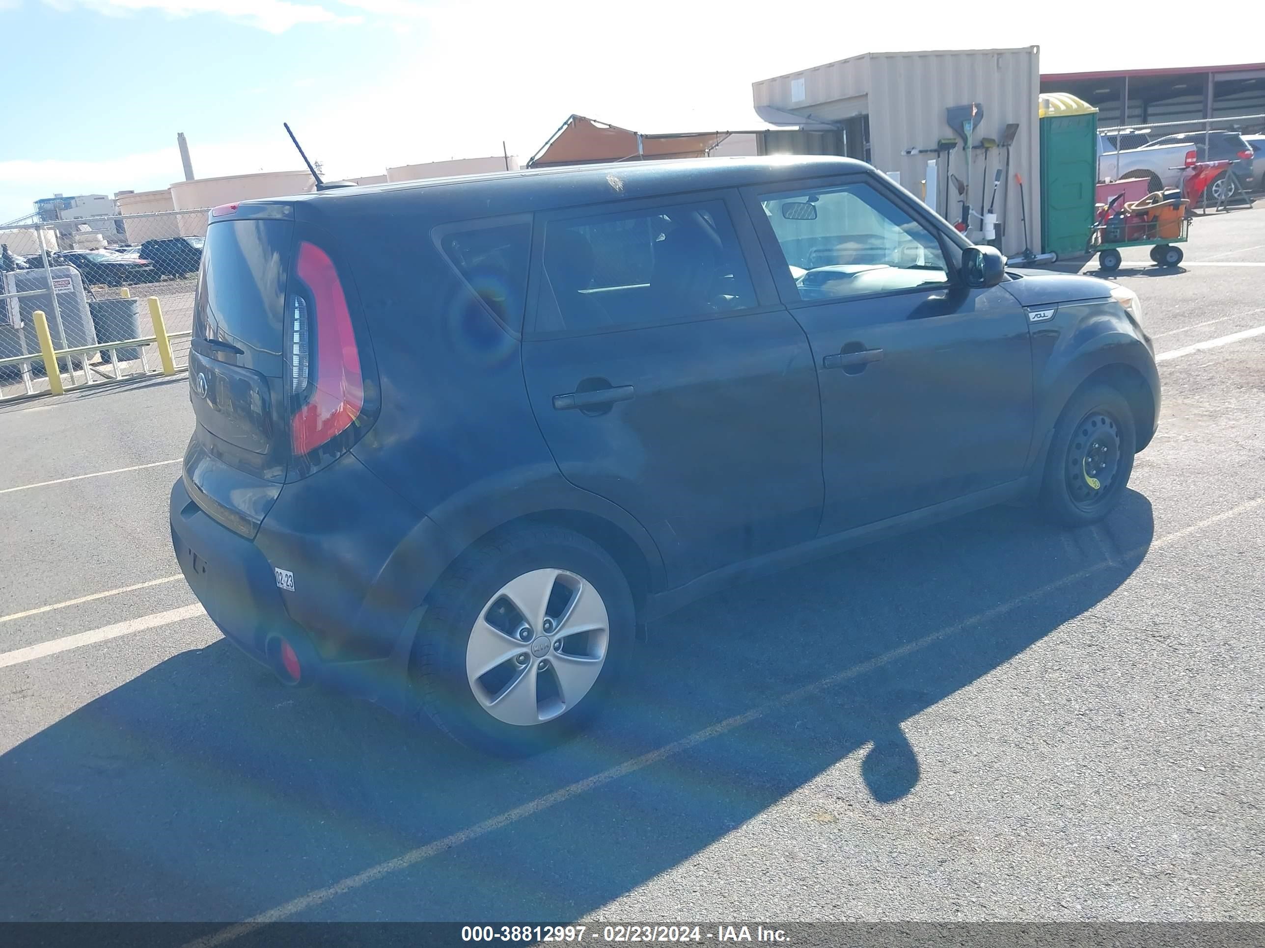 Photo 3 VIN: KNDJN2A20F7805062 - KIA SOUL 