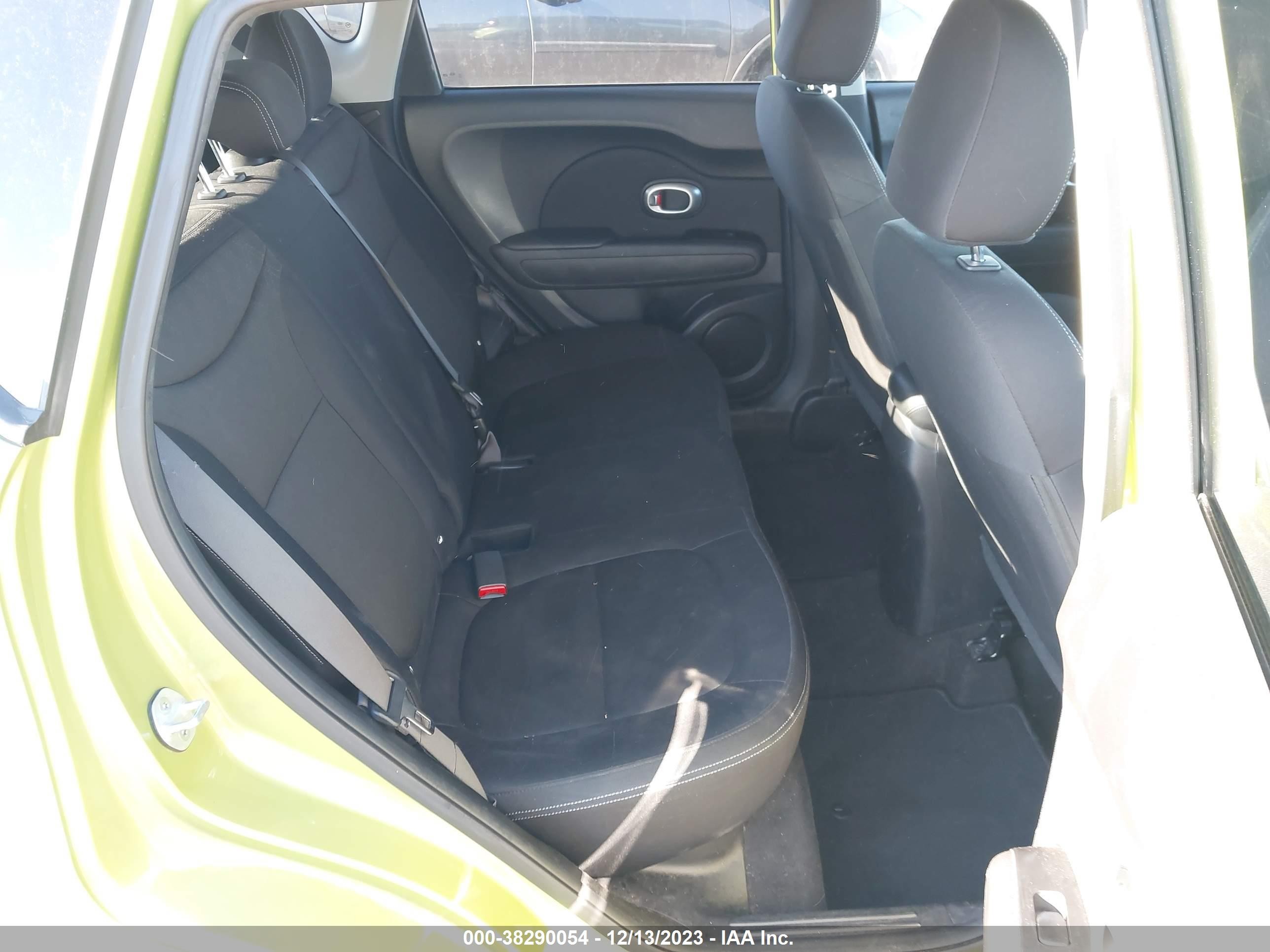 Photo 7 VIN: KNDJN2A20F7806647 - KIA SOUL 