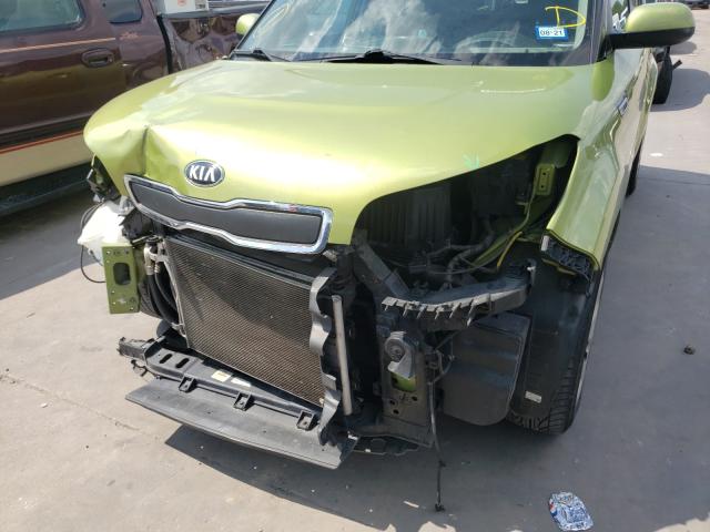 Photo 8 VIN: KNDJN2A20F7817423 - KIA SOUL 