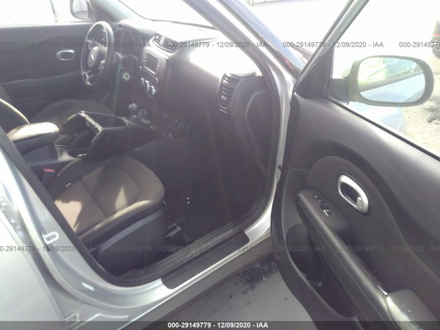 Photo 4 VIN: KNDJN2A20H7440773 - KIA SOUL 