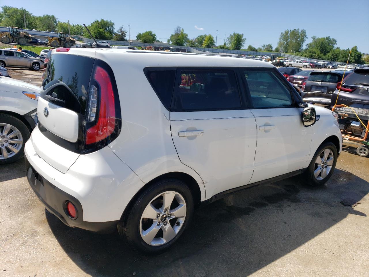 Photo 2 VIN: KNDJN2A20H7475040 - KIA SOUL 