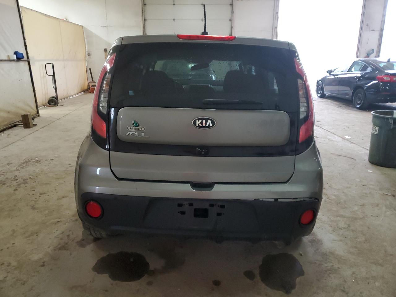 Photo 5 VIN: KNDJN2A20H7488760 - KIA SOUL 