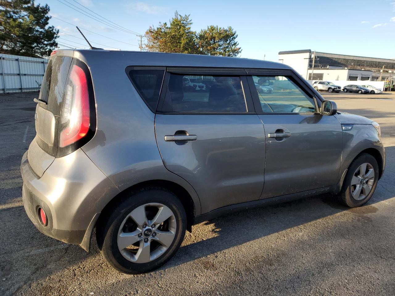 Photo 2 VIN: KNDJN2A20H7504049 - KIA SOUL 