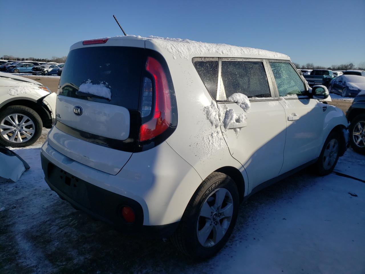 Photo 2 VIN: KNDJN2A20J7582739 - KIA SOUL 