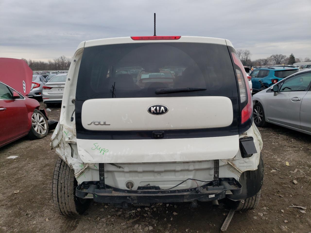 Photo 5 VIN: KNDJN2A20J7583213 - KIA SOUL 