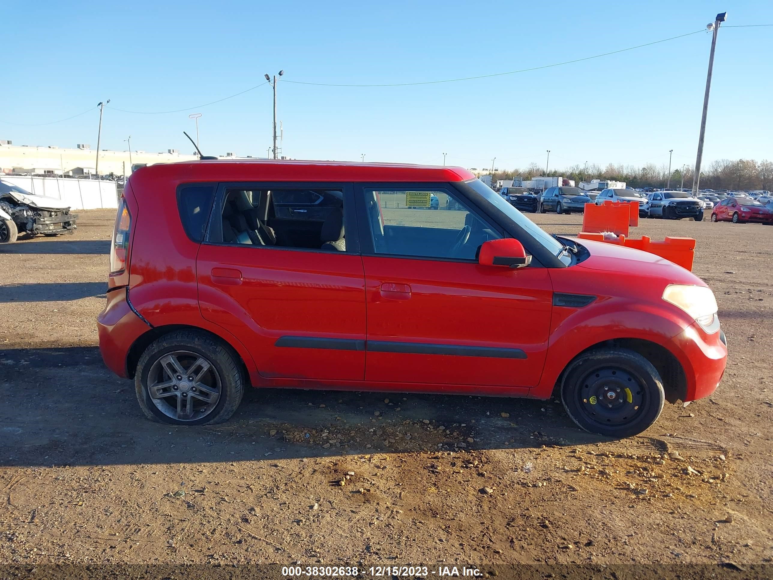 Photo 11 VIN: KNDJN2A20K7019921 - KIA SOUL 