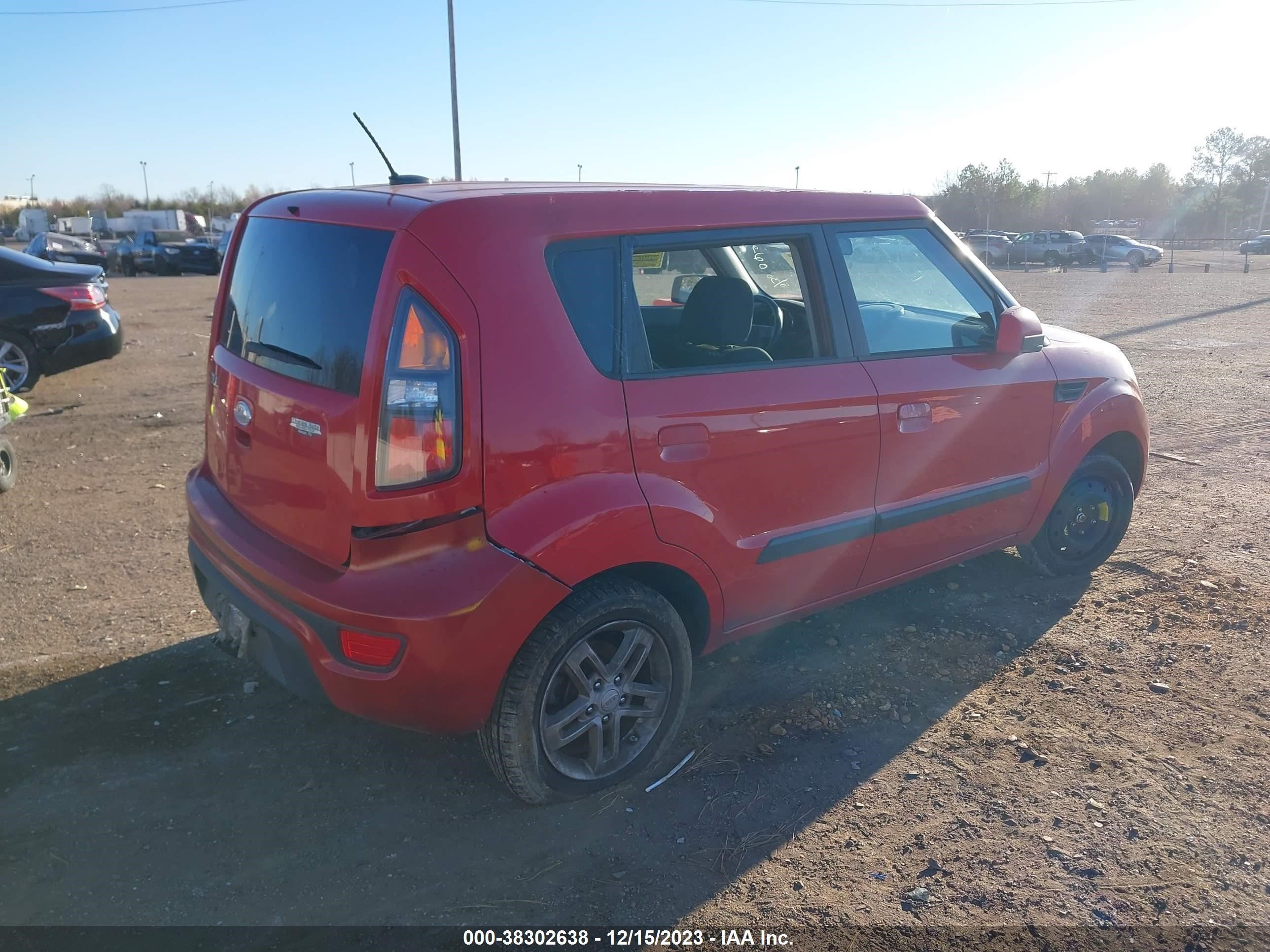 Photo 3 VIN: KNDJN2A20K7019921 - KIA SOUL 