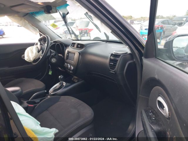 Photo 4 VIN: KNDJN2A21E7021777 - KIA SOUL 