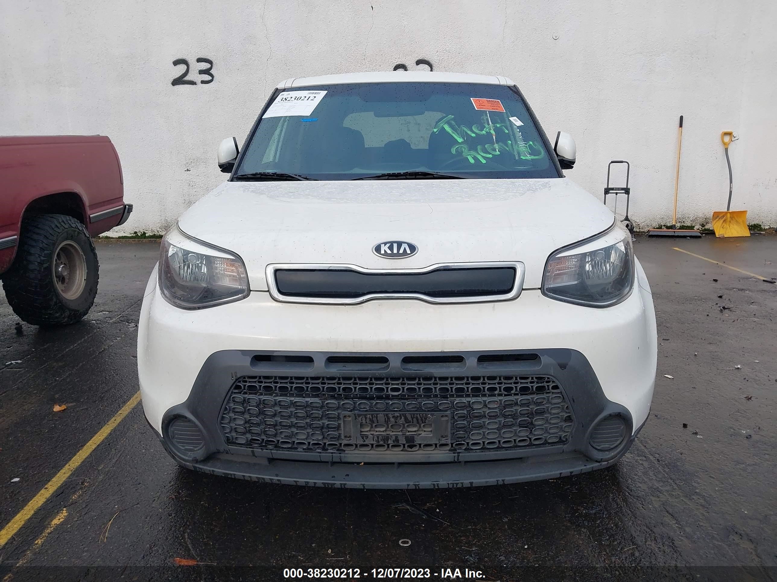 Photo 10 VIN: KNDJN2A21E7093983 - KIA SOUL 