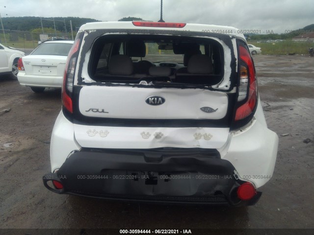 Photo 5 VIN: KNDJN2A21F7120388 - KIA SOUL 