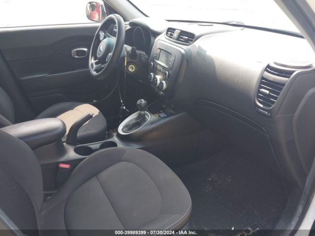 Photo 4 VIN: KNDJN2A21F7123162 - KIA SOUL 