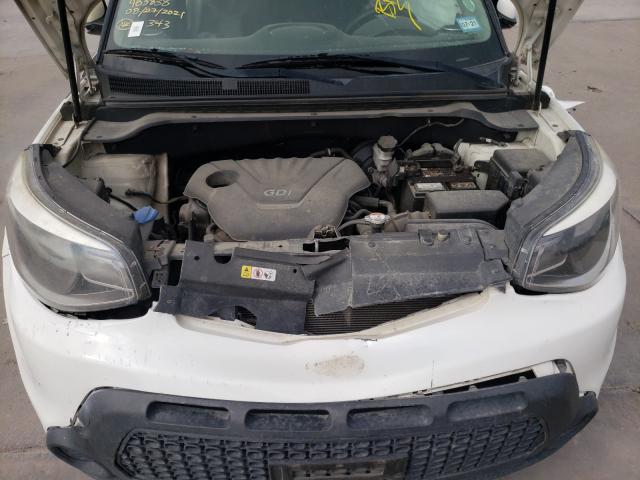 Photo 6 VIN: KNDJN2A21F7135246 - KIA SOUL 