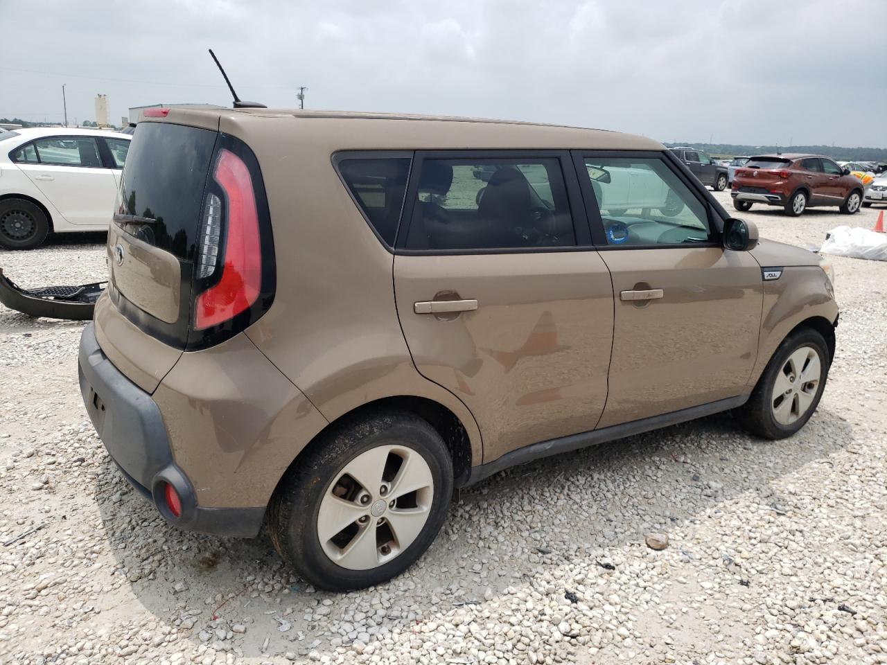 Photo 2 VIN: KNDJN2A21F7185788 - KIA SOUL 