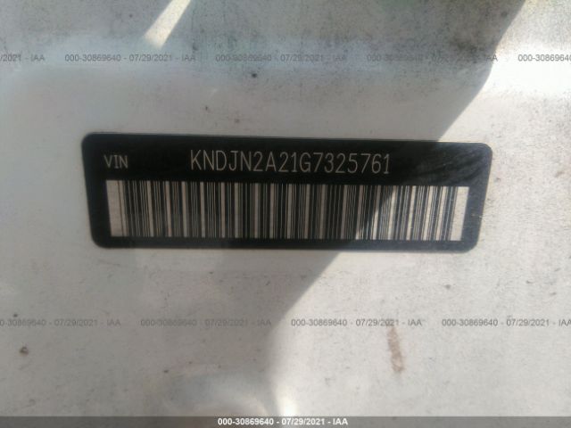 Photo 8 VIN: KNDJN2A21G7325761 - KIA SOUL 