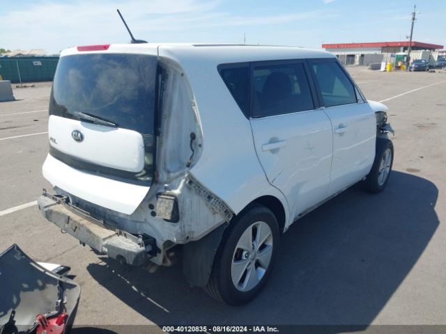 Photo 3 VIN: KNDJN2A21G7343399 - KIA SOUL 