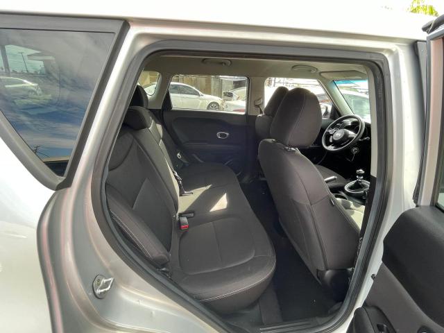 Photo 5 VIN: KNDJN2A21G7845264 - KIA SOUL 