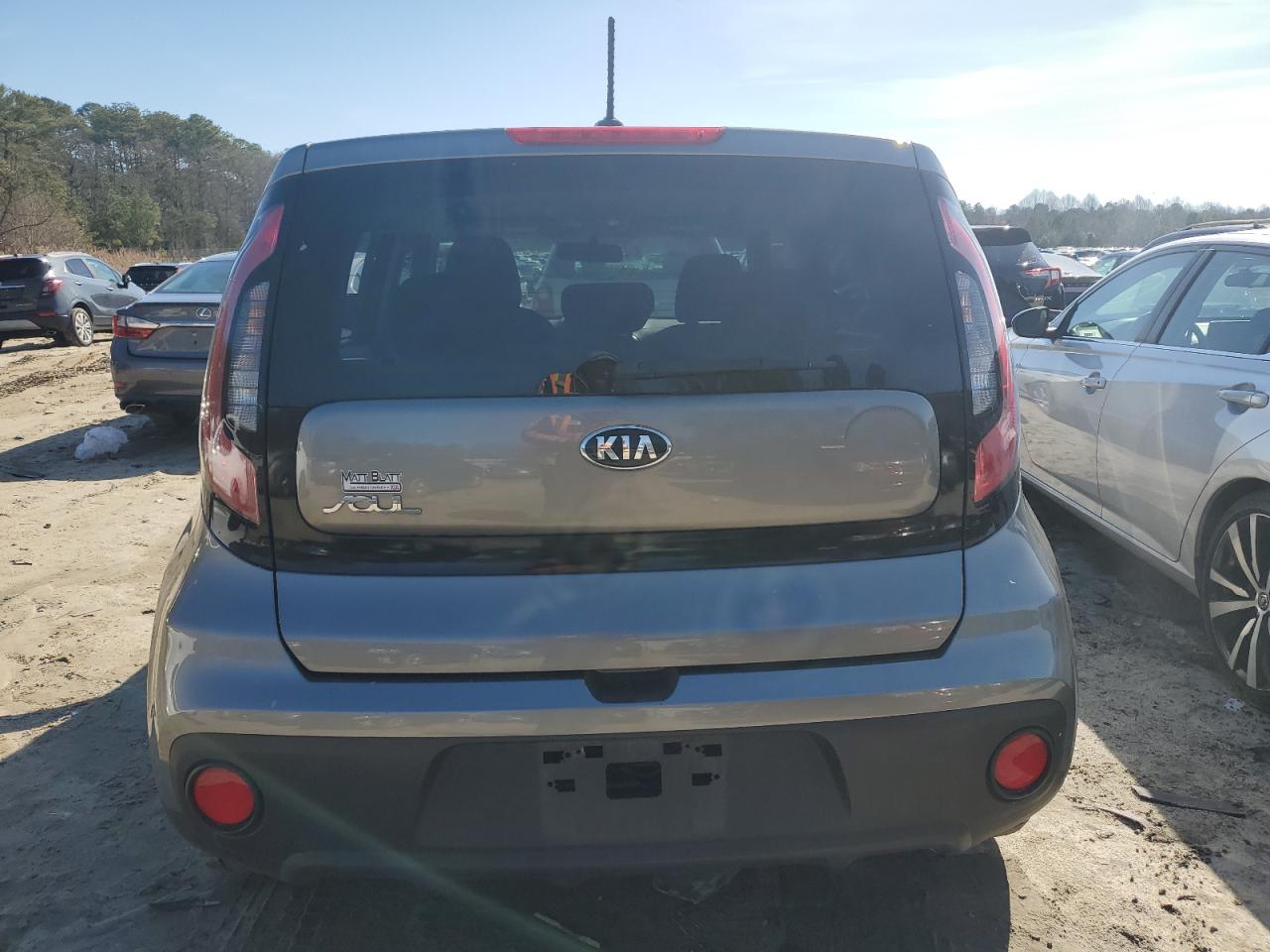 Photo 5 VIN: KNDJN2A21H7422315 - KIA SOUL 