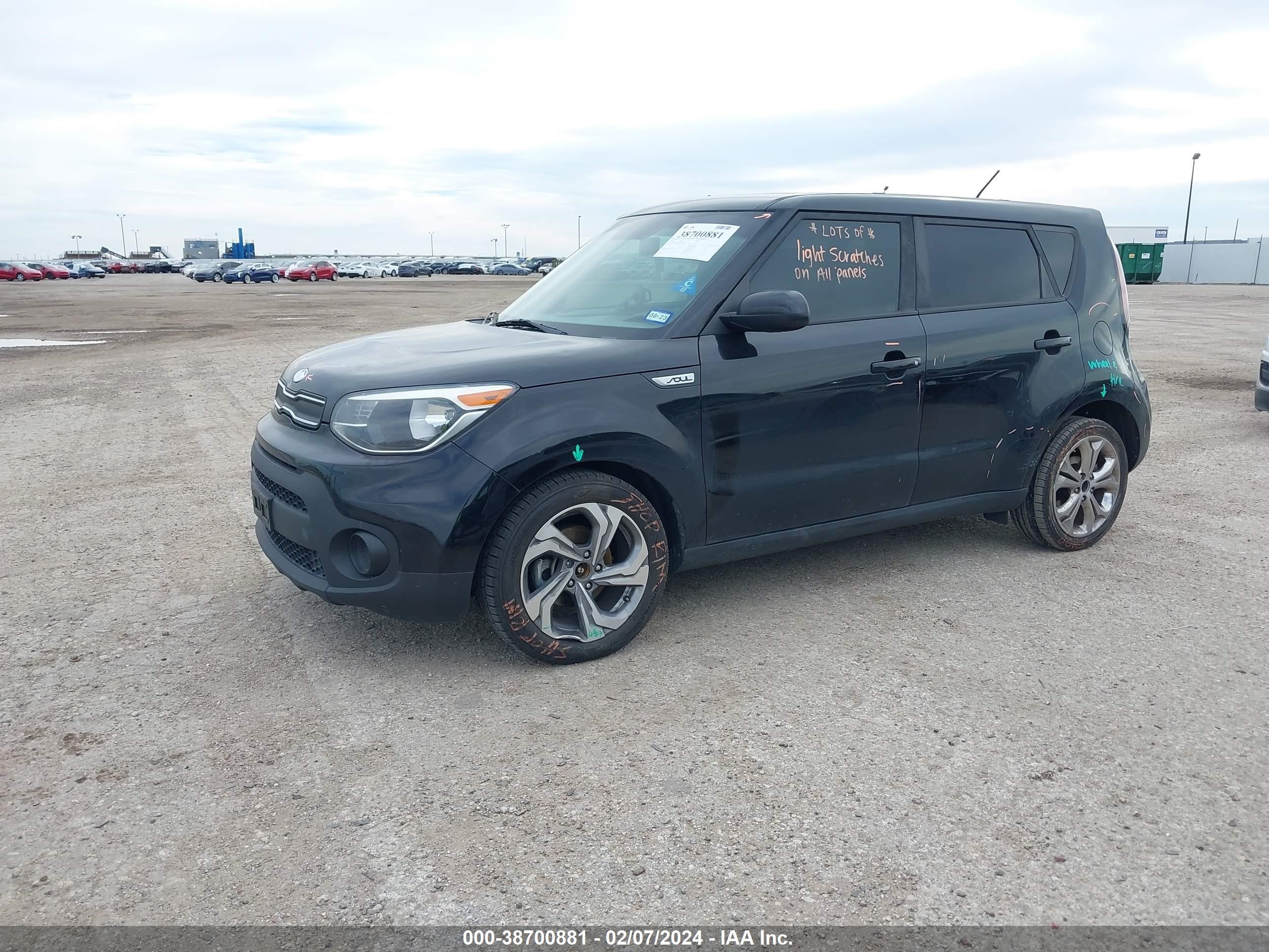 Photo 1 VIN: KNDJN2A21H7463558 - KIA SOUL 