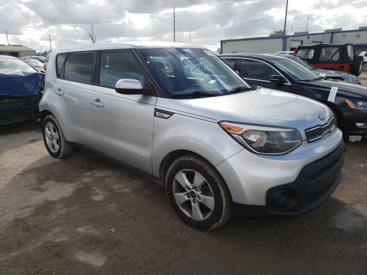 Photo 3 VIN: KNDJN2A21J7514241 - KIA SOUL 