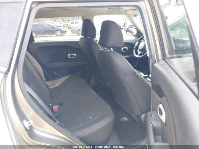 Photo 7 VIN: KNDJN2A21J7564301 - KIA SOUL 