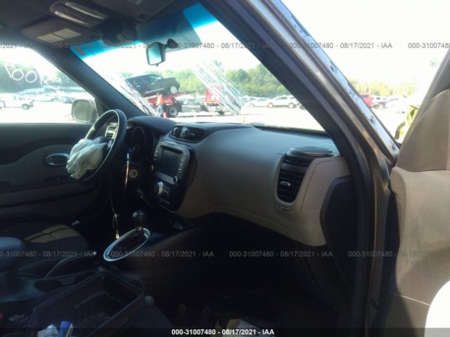 Photo 4 VIN: KNDJN2A21J7590817 - KIA SOUL 