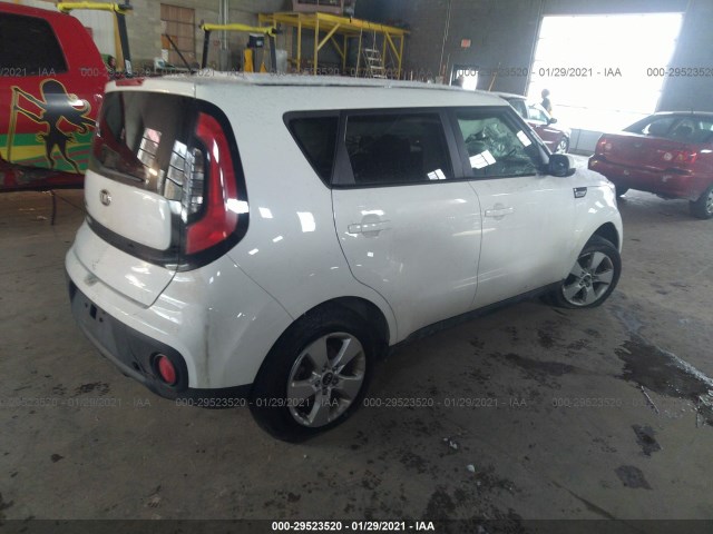 Photo 3 VIN: KNDJN2A21J7890390 - KIA SOUL 