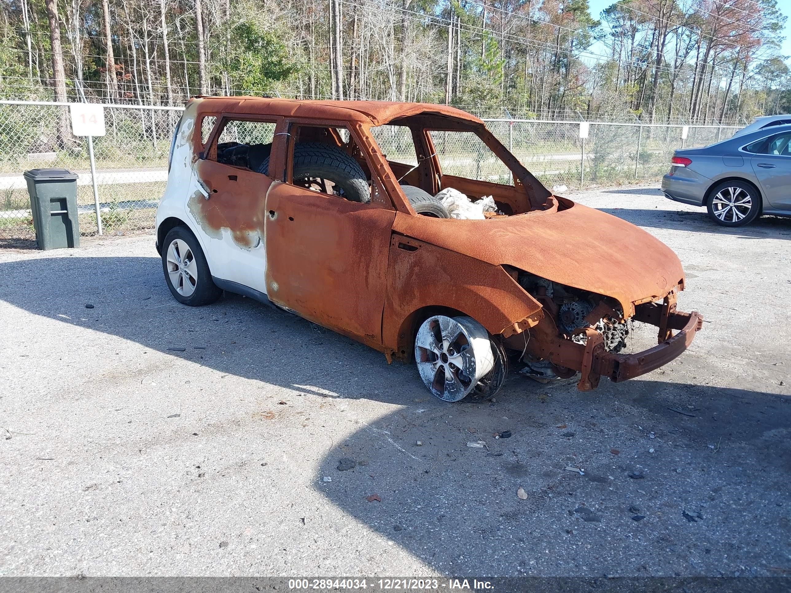 Photo 0 VIN: KNDJN2A22E7716219 - KIA SOUL 