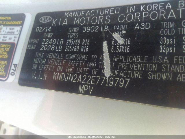 Photo 8 VIN: KNDJN2A22E7719797 - KIA SOUL 