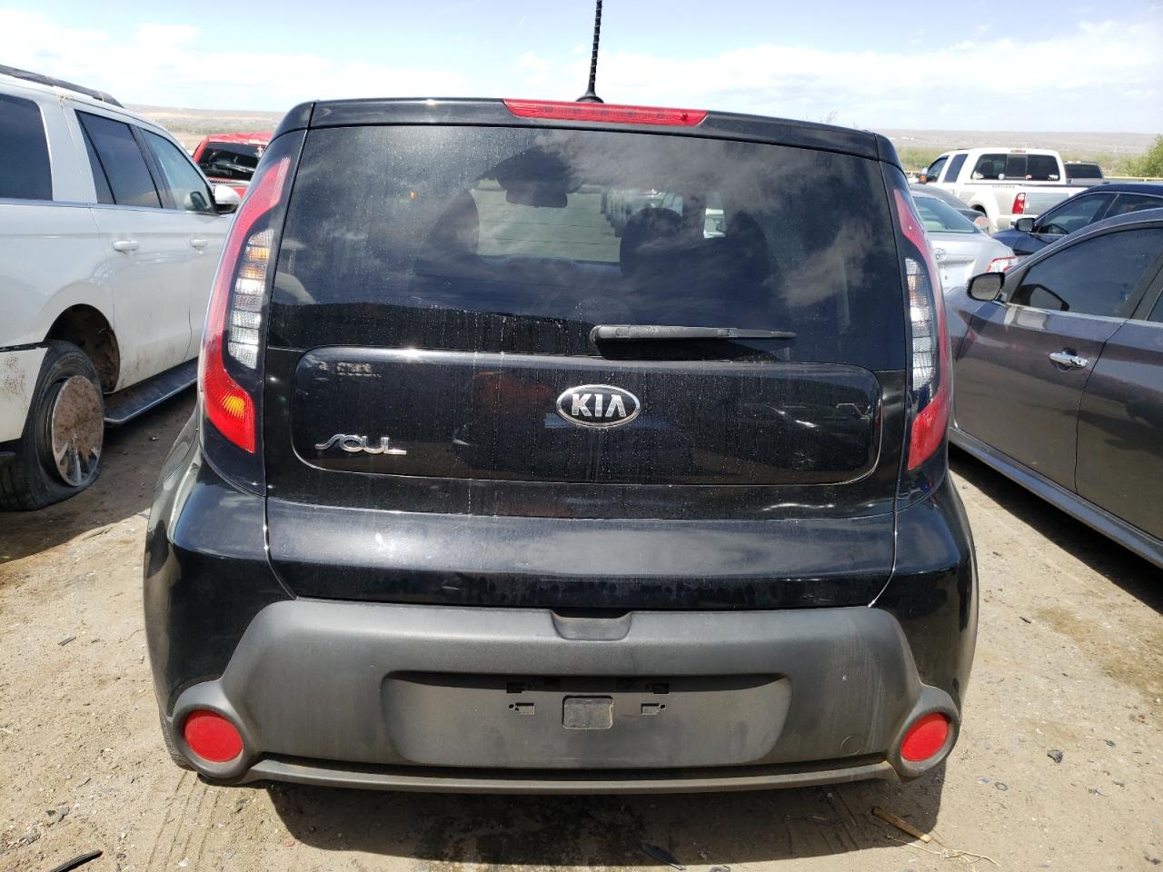 Photo 5 VIN: KNDJN2A22F7111750 - KIA SOUL 