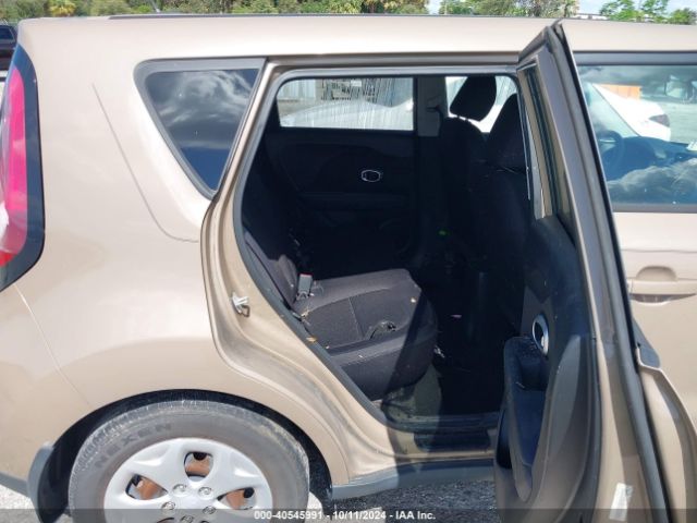 Photo 7 VIN: KNDJN2A22F7120688 - KIA SOUL 